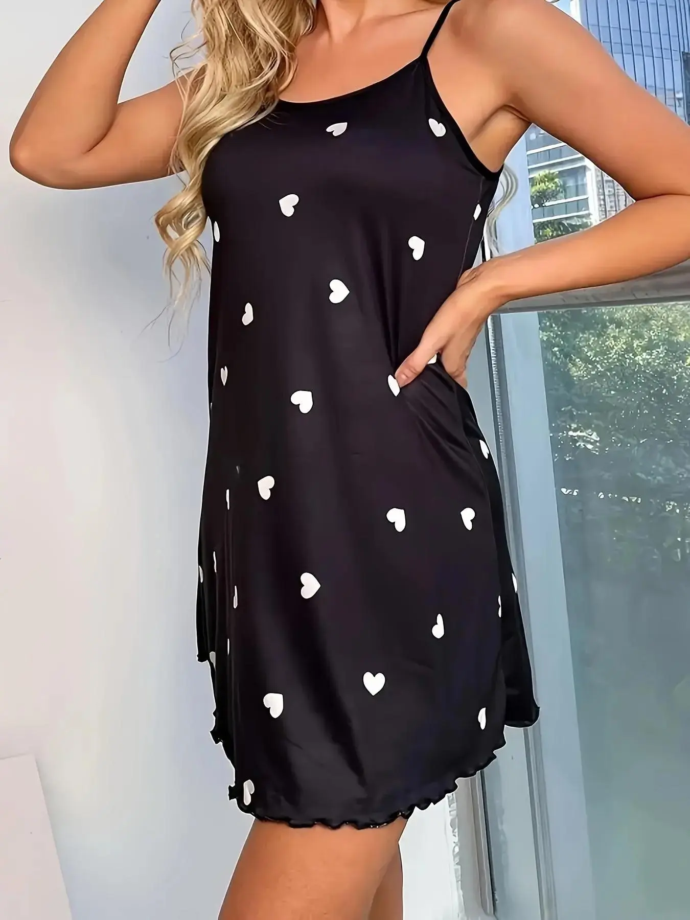 Women's Heart Print Cami Nightdress, Casual Soft Comfortable Sleeveless Spaghetti Strap Nightgown for All Seasons, Lady's Sleepwear Indoor Wear, Womenswear, Loungewear, Summer Lounge Dress, Dresses, Nighty timeless