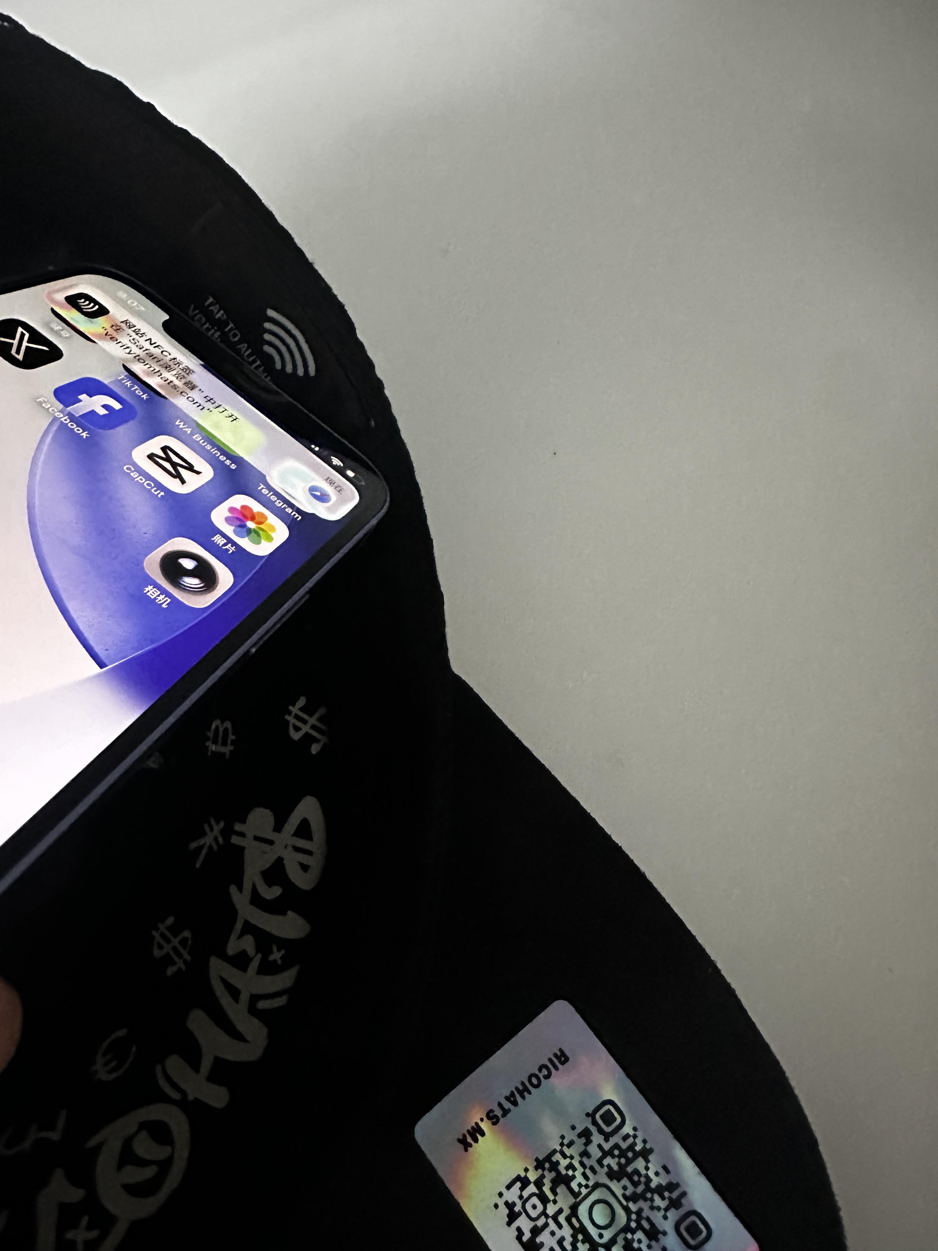 Flaming Skeleton Rhinestone Streetwear Snapback Hat - Black Embroidered Hip Hop Baseball Cap, Unisex Adjustable Urban Street Style Headwear