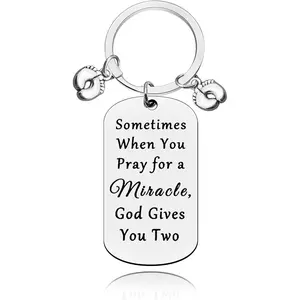 Mom Gifts Keychain New Mom Dad of Twins Gifts Twin Mom Keyring Gifts for Mom Gifts for New Parents of Twins Fathers Day Wedding Baby Shower Pregnancy Announcement Gift for Mom to Be