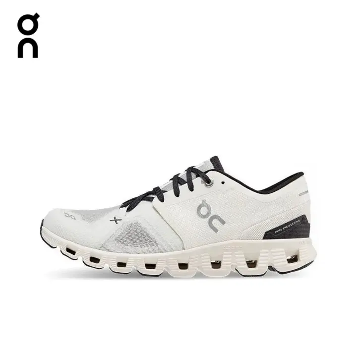 On Cloudtilt All Black Lightweight Non Slip Road Running & Daily Wear Sneakers
