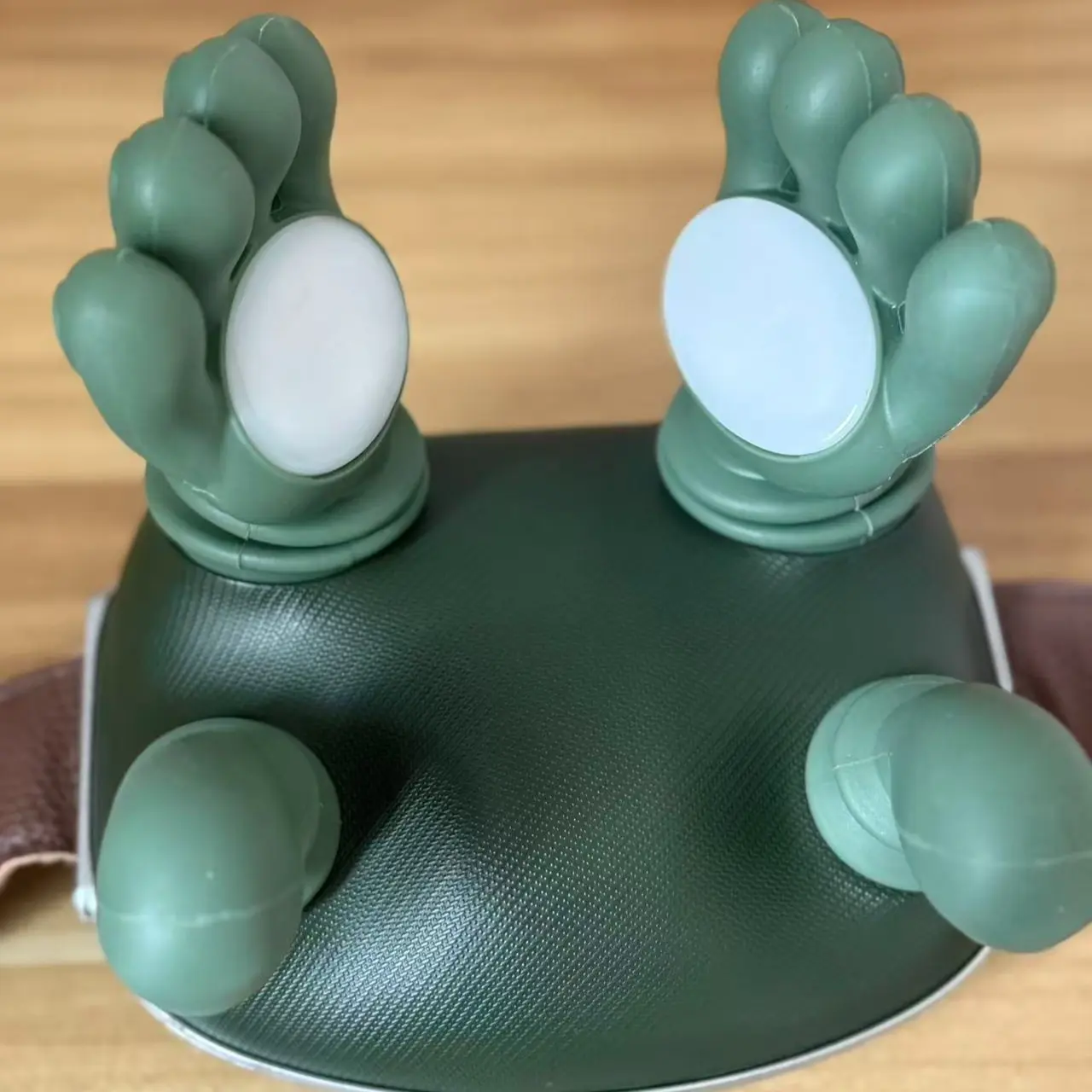 Neck Massager with Heat, 4D Kneading Shiatsu for Pain Relief (Green) | Relieve neck pain with deep 4D kneading, dual-zone adjustable heat, 120-min battery, hands-free strap, ideal for home office