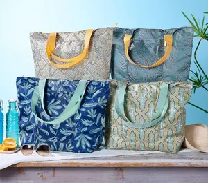 S/4 (40) Can Multi Strap Insulated Totes, 21.66" x 6.69" x 15.75". NEW