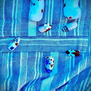 High Quality Soft Gel False Nails - 4th of July retro Theme, 10 Durable Gel Extensions, Gentle Removal Press On for Nail Art Decoration