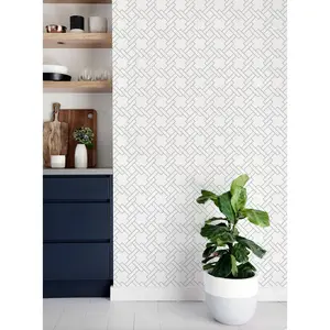 Square Links Geometric Pattern Wallpaper - Peel and Stick