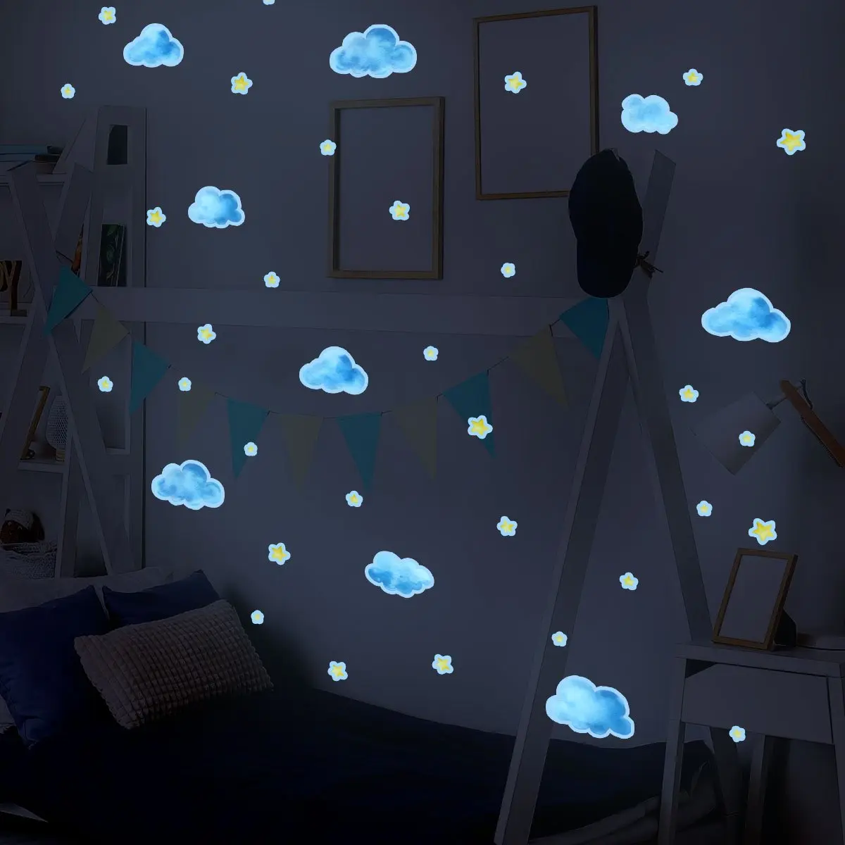 A piece of (30*30cm) cloud and star blue fluorescent craft wall sticker for bedroom, living room, and bathroom background wall - wall sticker for beautification and decoration, YCL4015-ZC