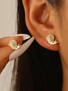 Trendy Snail Ear Studs Set, Unique Animal Design Earrings, Fashionable Casual Jewelry Accessories, Perfect Gift for Her