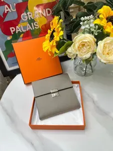 Pre-owned Hermes Leather Mini Bags Preloved Clic Wallet 12x11.5cm 9990