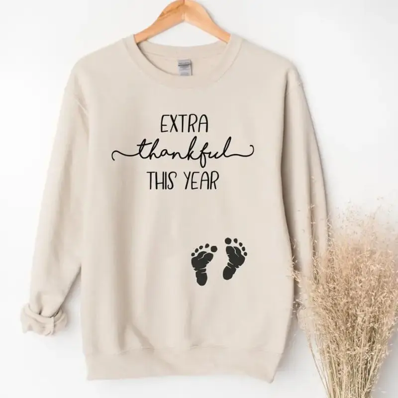 Extra Thankful This Year Pregnancy Sweatshirt, Cute Thanksgiving Maternity Reveal Sweatshirt, Fall Baby Announcement Outfit for Mom to Be, Unisex Cotton Gift Idea for Expecting Mothers - AMBER