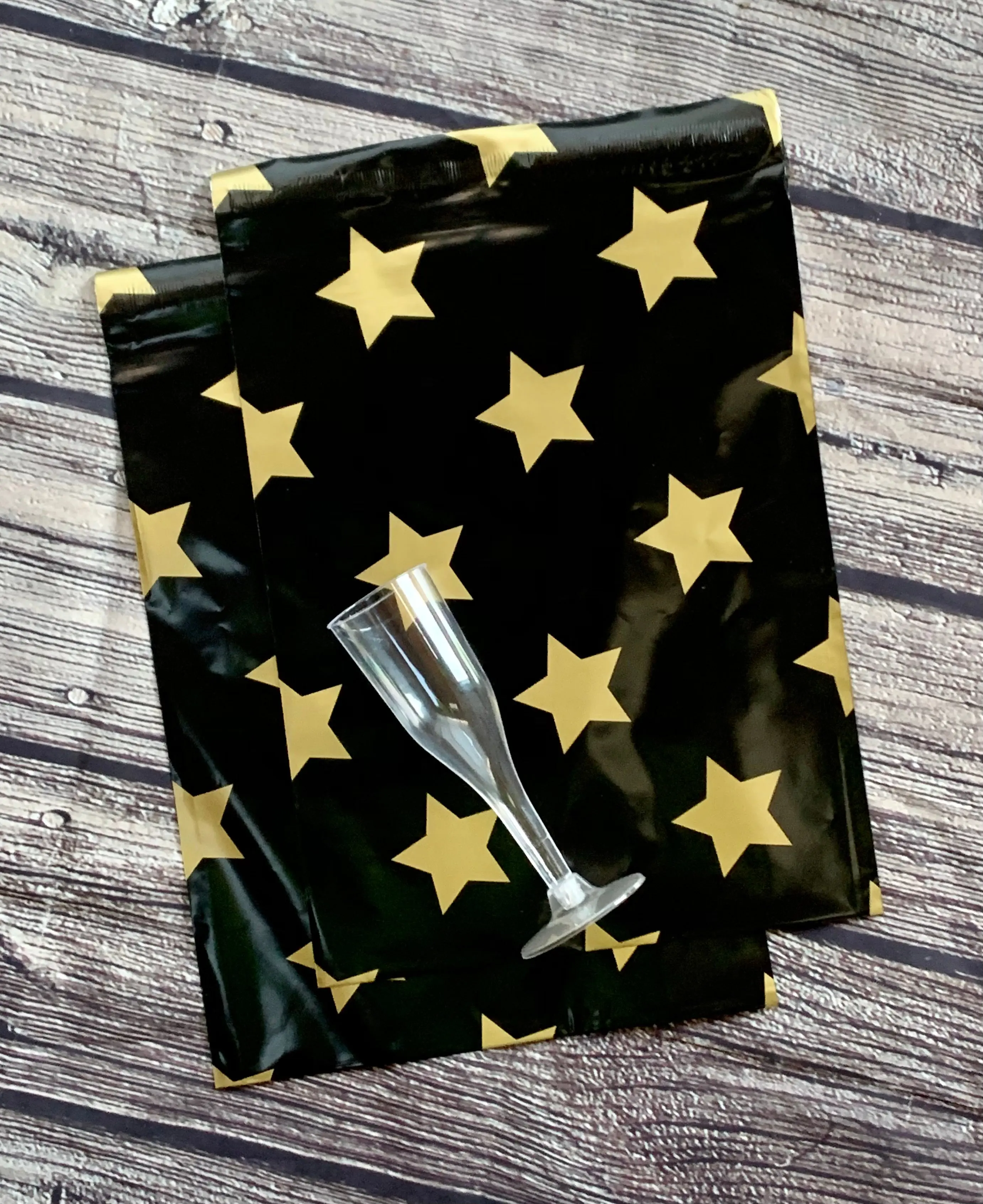 Gold stars 10x13 poly mailer - set of 20 Gold stars 10x13 poly mailer - set of 20