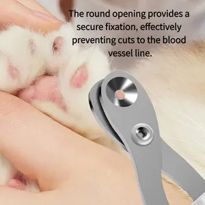 Never worry about cutting your quick again! These cat nail clippers come with a "safety positioning hole," so even those with clumsy hands can nail successfully on the first try! ✂️