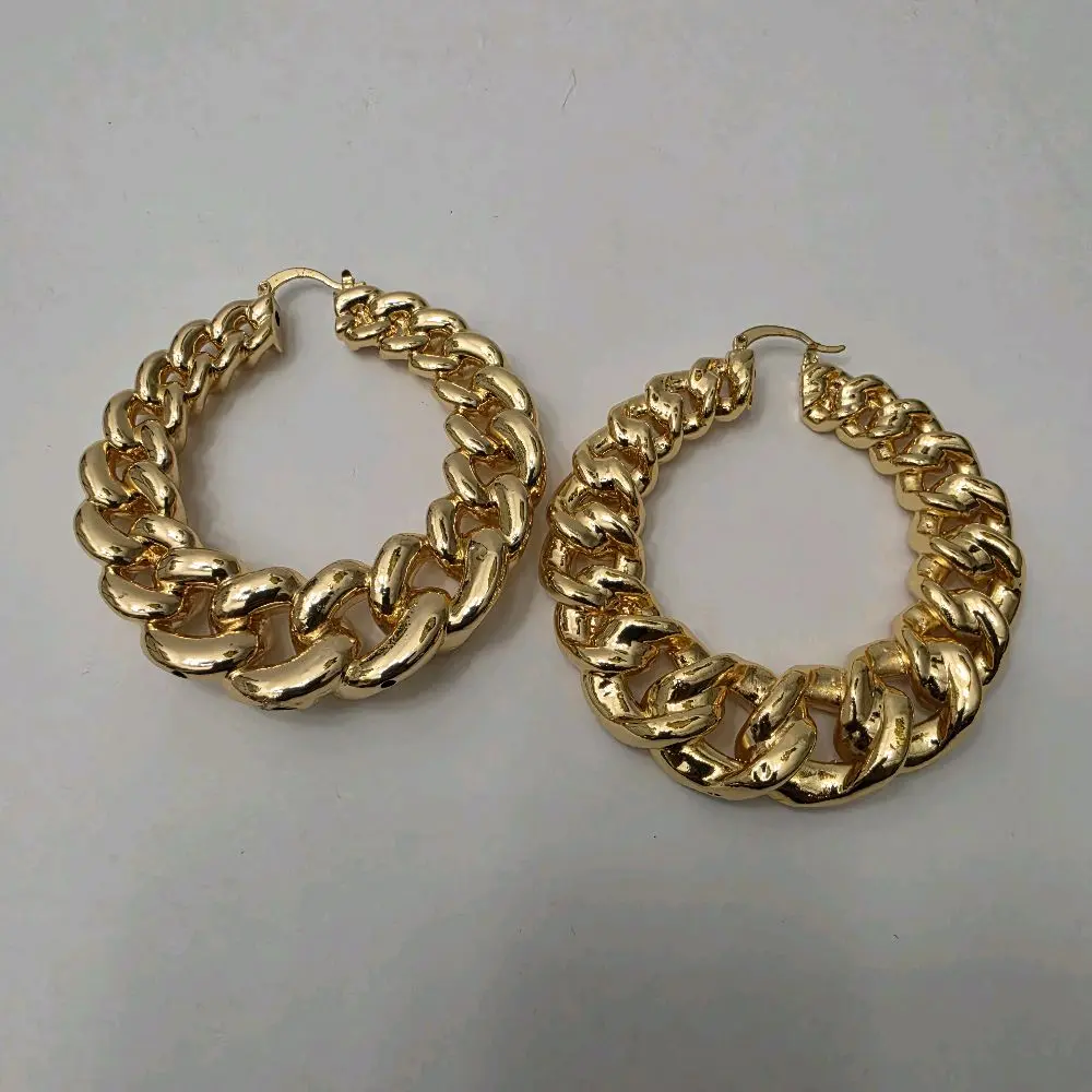 #312. 18K Gold Plated Bold Weave Hoop Earring  Unique  High quality  Water Resistant  Hypoallergenic  Nickel Free Every day,  Party .