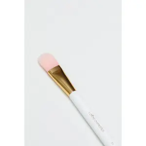 F4 Flat Foundation Brush