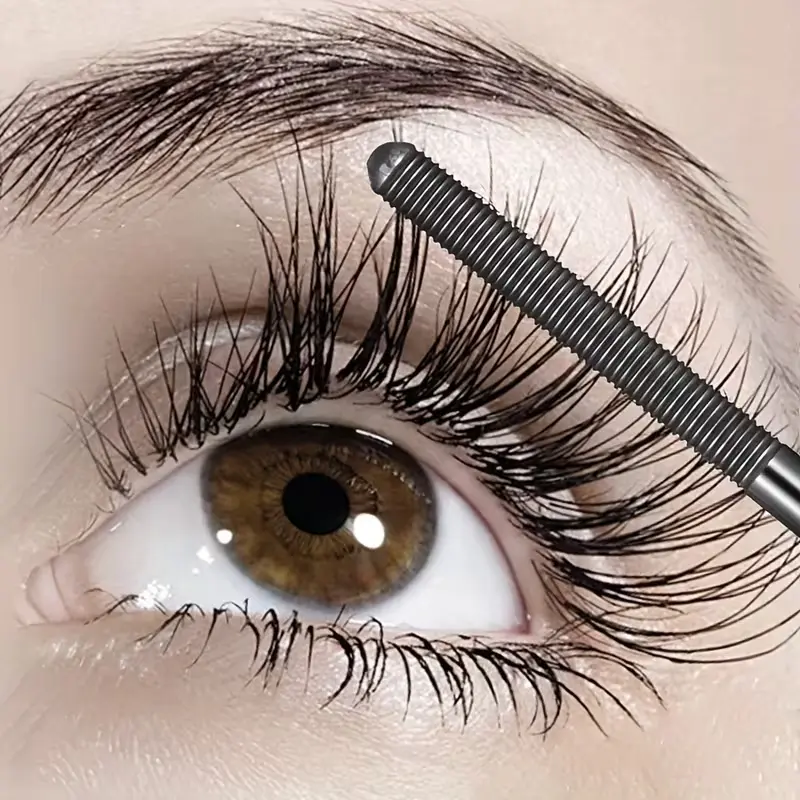 Waterproof Mascara—24-hour wear, easy to apply, formulated with plant-derived squalane to lengthen and volumize lashes. Suitable for all skin types, it’s the perfect choice for beginners and party looks, and makes an ideal Christmas gift.