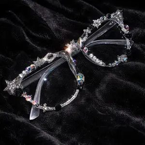 Fashion Eye Frames with Sparkling Rhinestones and Star Accents for Stylish Look