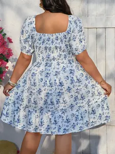 【Plus Size】 Ditsy Floral Print Pocket Dress, Boho Fashion Casual Short Sleeve Dress for Daily Holiday Vacation Wear, Women Plus Clothing for Summer