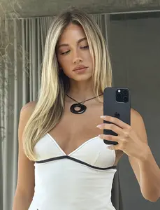 FAELLA PENDANT NECKLACE - BLACK