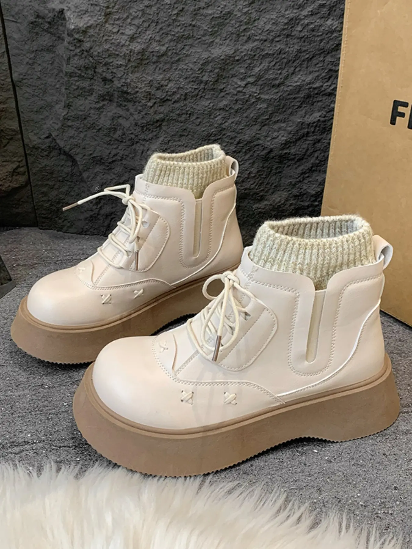 Comfortable Versatile Fashion Thick Sole Height Increasing Boots, Casual Warm Boots, Retro Large Head Short Boots, Cool College Style Casual Shoes