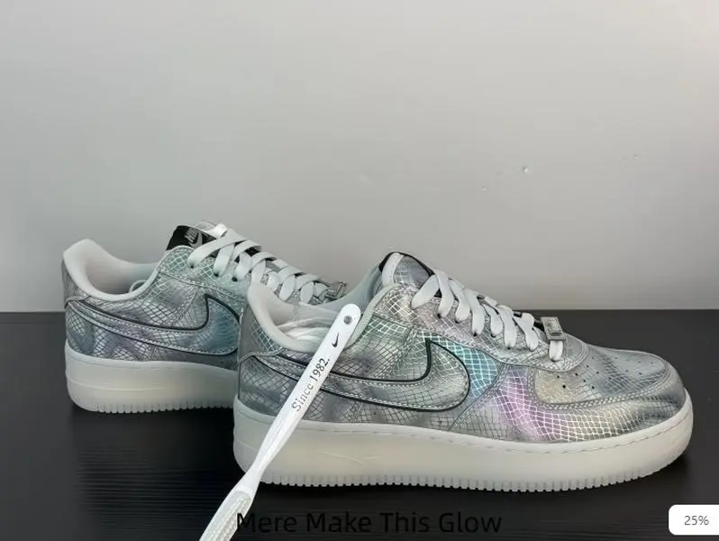 Iridescent Snake Texture Low Top Skate Sneakers Cream White Thick Sole Lace Up Platform Casual Shoes Shimmer Holographic Upper Non Slip Rubber Outsole Street Trend Daily Walking Footwear