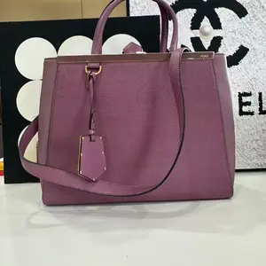 Pre-owned FENDI 2Jours Tote Bag – Date Code 2575 – Size 35cm x 26cm x 15cm