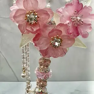Luxurious Beaded Pen with Colorful Gems and Elegant Design - Perfect for Gifting or Personal Use, Enhance Your Writing Experience with Vibrant Gems and Sophisticated Beaded Design