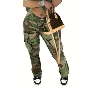 Plus Size Women's Street Style Camouflage Print Cargo Jeans, Medium Stretch Button Up Denim Trousers with Flap Pockets, Spandex Blend