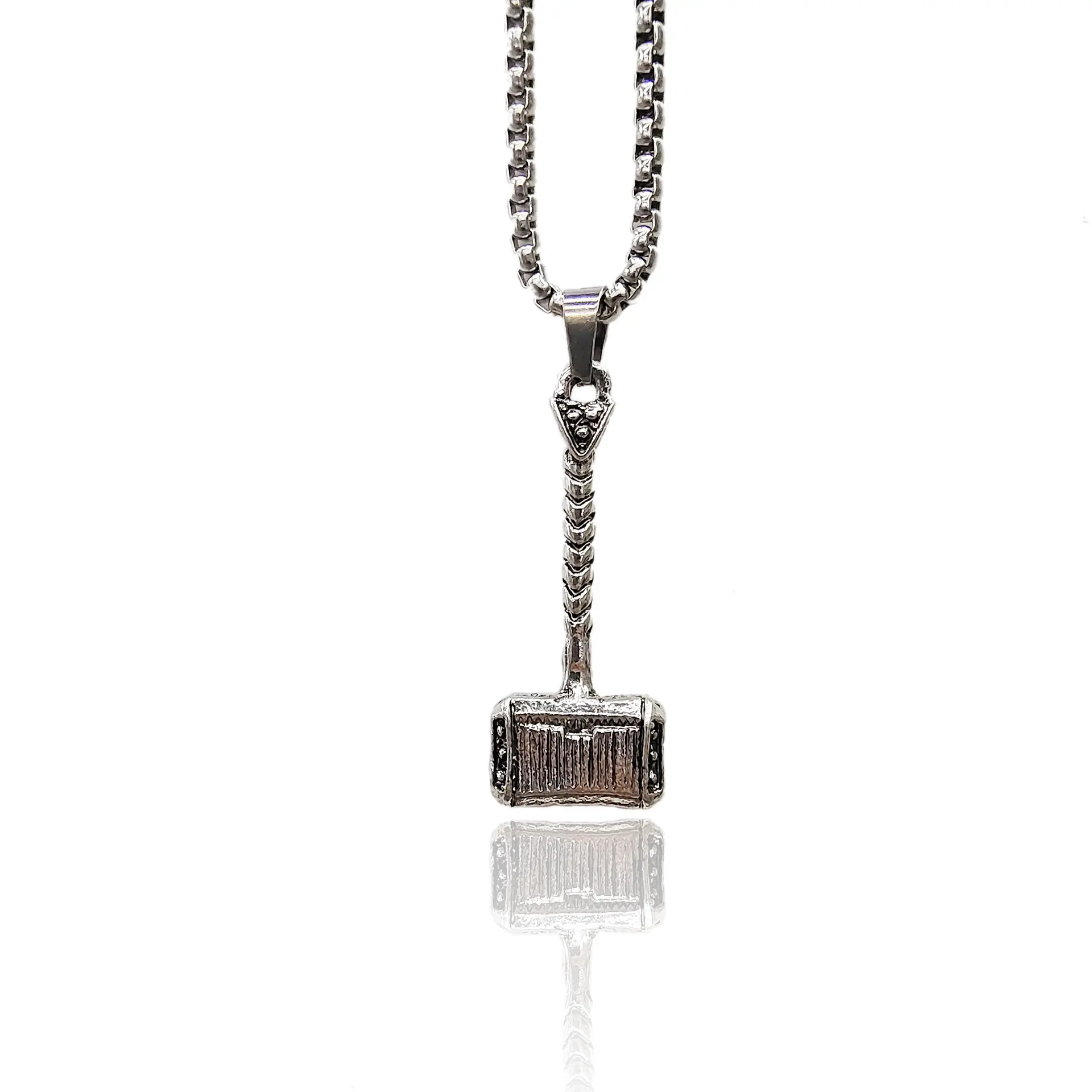 Internet Celebrity Men's Necklace Military Badge Necklace Sweater Chain Alloy Thor's Hammer Pendant Stainless Steel Necklace