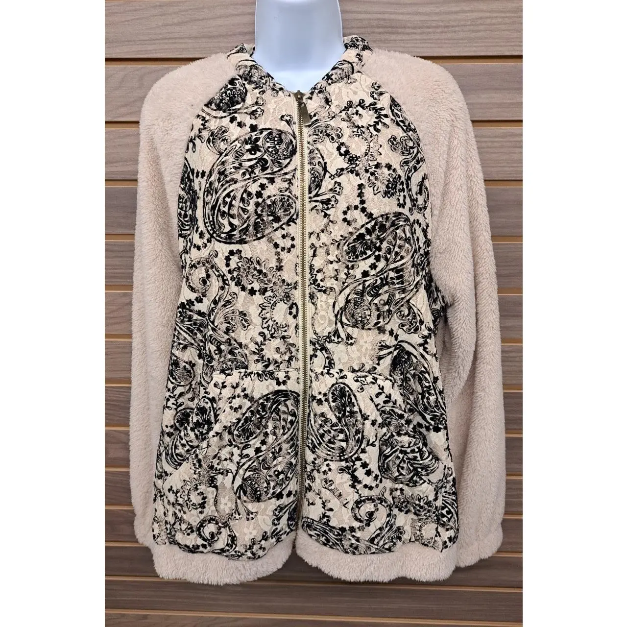 Zip jacket lace paisley front pockets