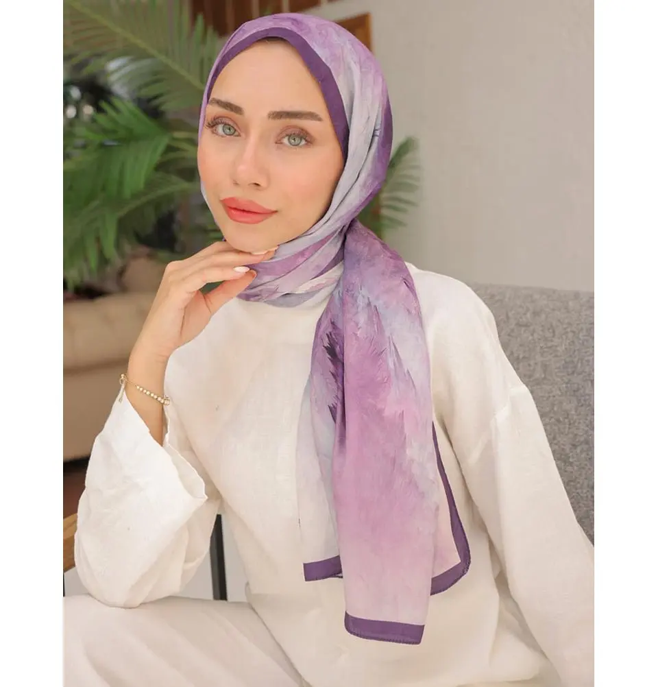 Dreamy Color Satin Blend Patterned Shawl Hijab - Lilac