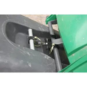 The Original Can Coupler For Attaching Multiple Cans