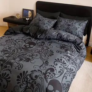 Three-piece soft and breathable bedspread set (duvet cover + 2 pillowcases) – Decorative bedding set, Elegant black floral bedding, suitable for all seasons, machine washable duvet cover (duvet insert not included), perfect for bedroom décor.