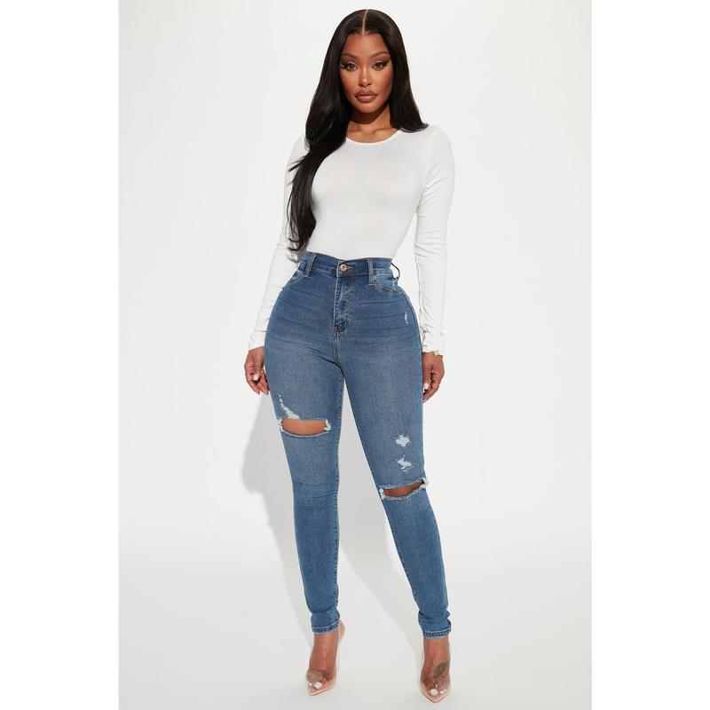 Turn' Heads Booty Lifting Skinny Jeans - Medium Wash