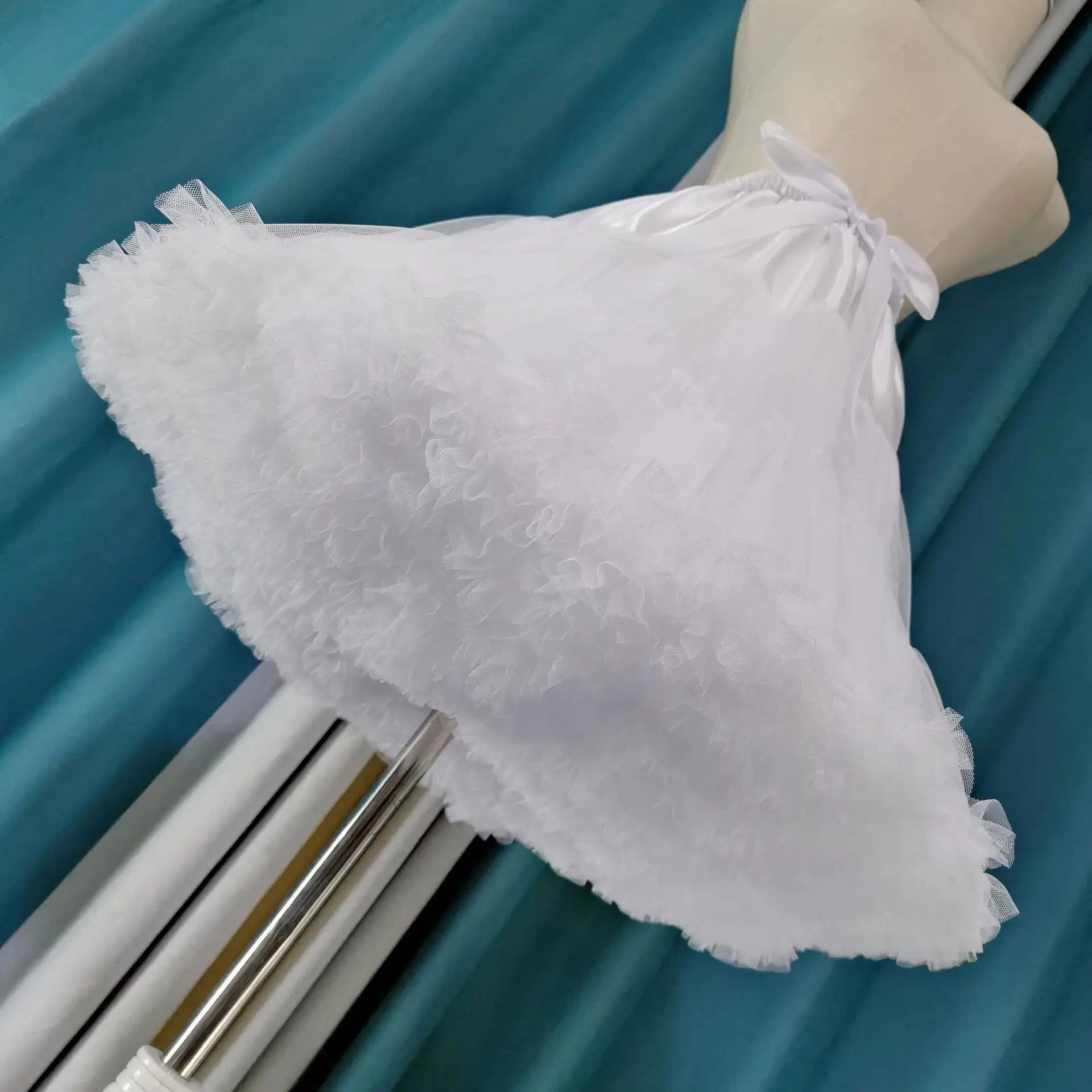 Women's 45cm White Fluffy Crinoline Underskirt for Wedding, Bridal, Lolita Outfits