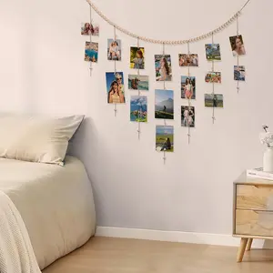 Boho Style Photo Display Hanging Rope, Wooden Bead Rope with Clip, Photo Display Hanging Rope for Home Dormitory Classroom Bedroom Decor, Art Wall Decoration, Hangable