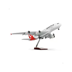 Model Airbus A380 1:160 46 cm with stand