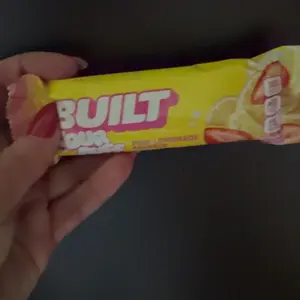 Official BUILT Bar, Sour Puff Protein Snack Bars, Pink Lemonade Squeeze, 16g Protein, 150 Calories, Collagen, Sweet, Tangy, Soft Marshmallowy Texture, Perfect for On-The-Go Snacking, 12 Count Box