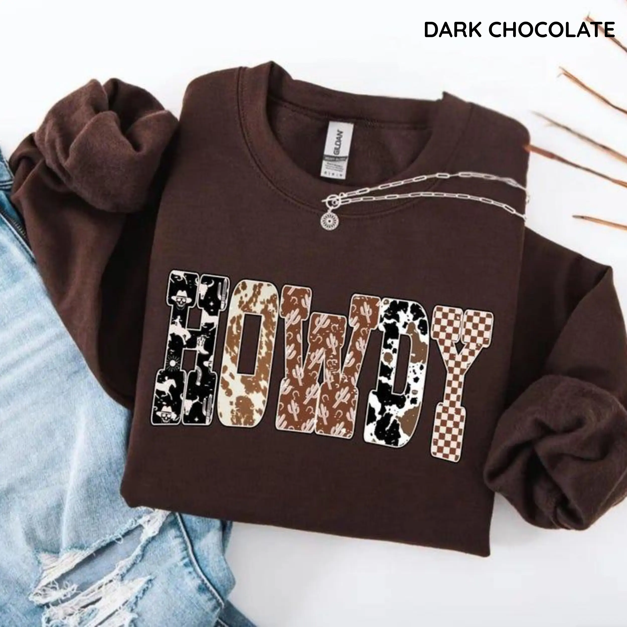 Gildan Howdy Western Ghost Sweatshirt, Retro Cowboy Halloween Crewneck, Fall Checkered Graphic Pullover, Country Cowgirl Sweatshirt, Spooky Western Gift, Unisex Cozy Top Gift For Women
