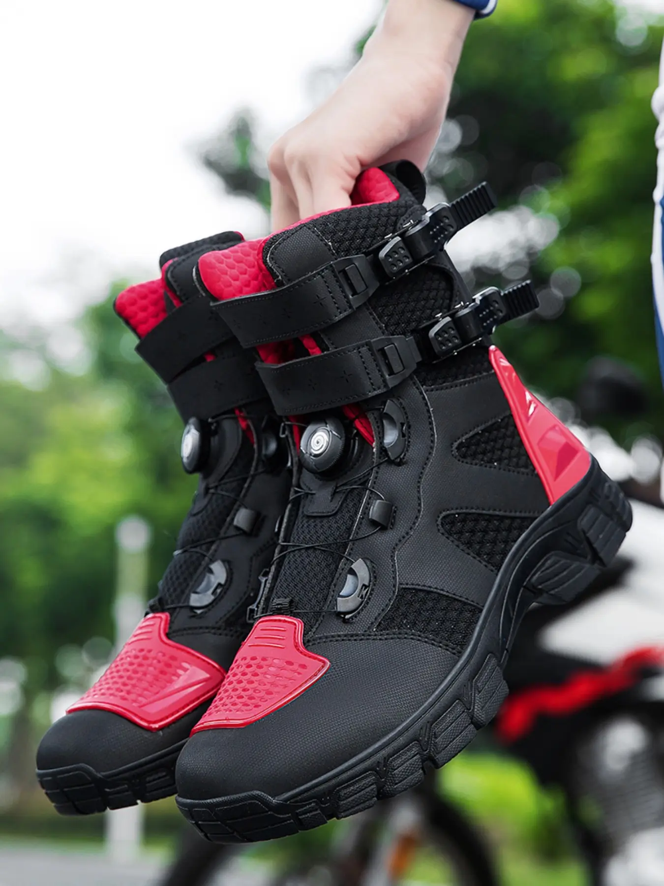 Men's Motorcycle Riding Shoes, Anti-Slip Rubber Racing Boots, Waterproof Safety Design, Comfortable and Secure, Ideal for Motorbike Travel