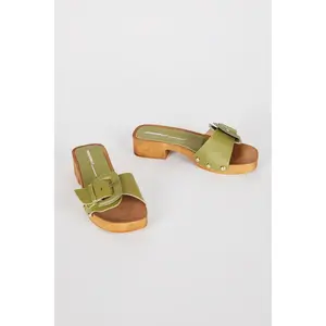 MAR LEATHER CLOG