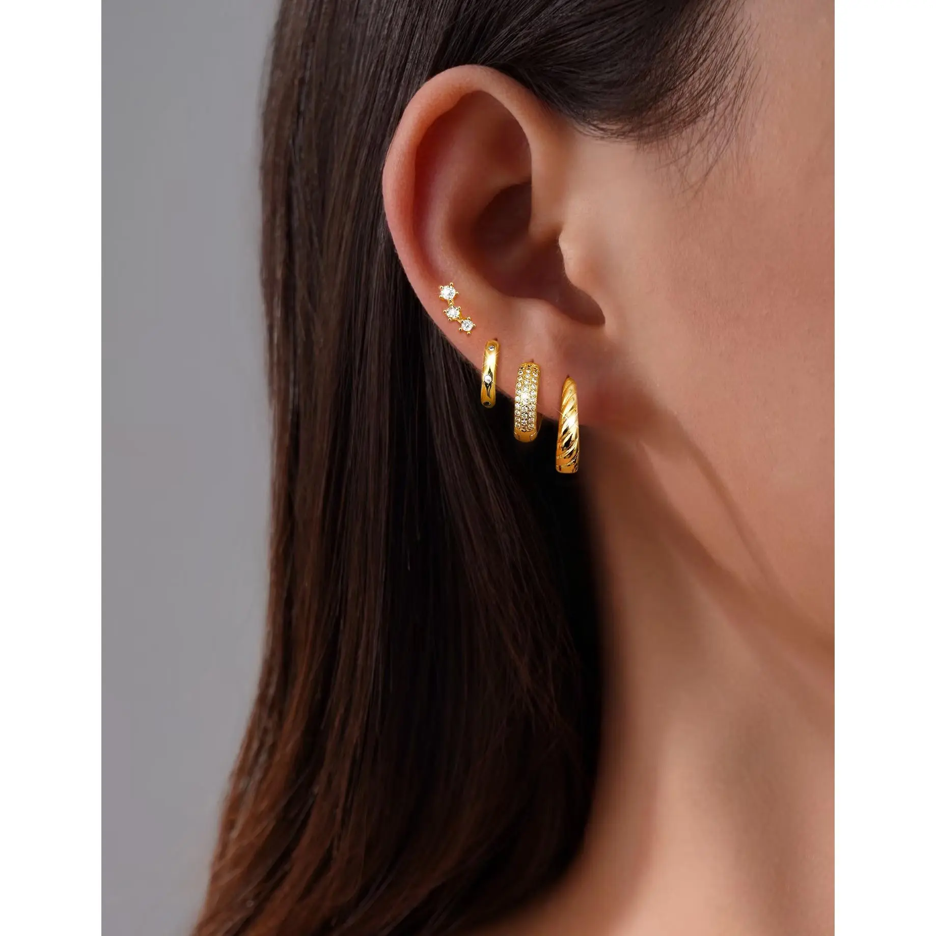 E1246 Gold Single Ear One Card Four Pack