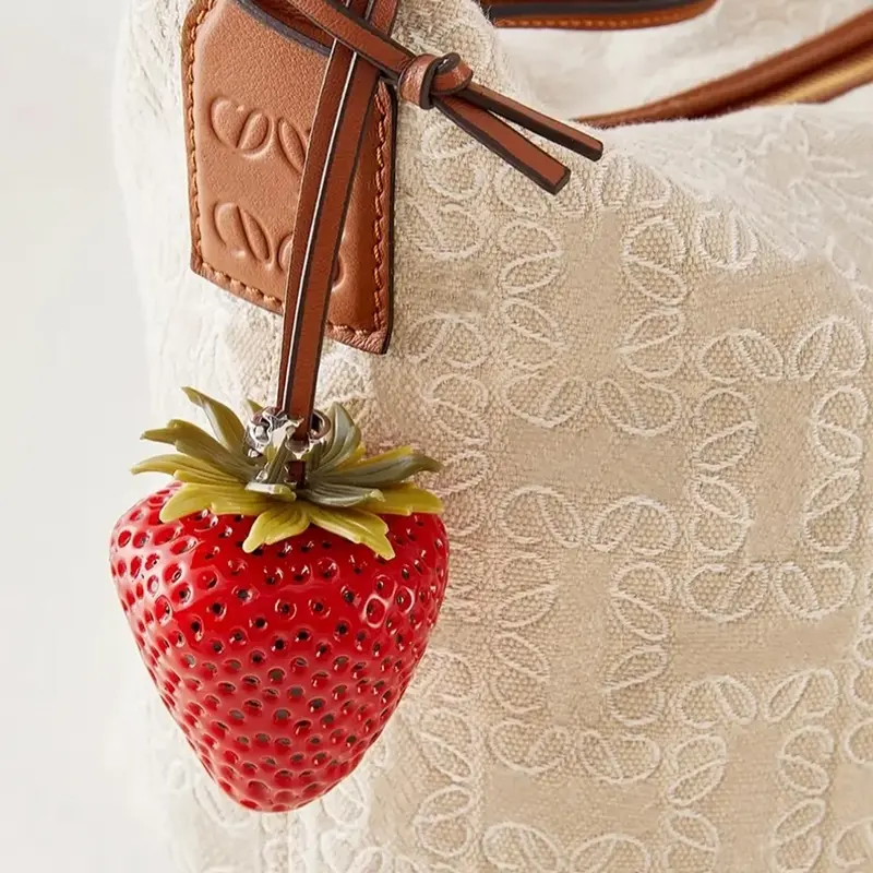Handmade Resin Strawberry Bag Charm, Bag Pendant, Unique Personalized Keychain, High-Quality Leather Strap Accessory, Perfect Holiday Gift, Fashion Bag Charms