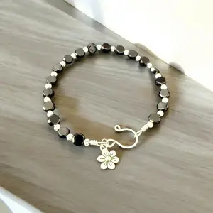 Black Crystal Glass W/Silver & Flower Charm Size 6.5" Wrist