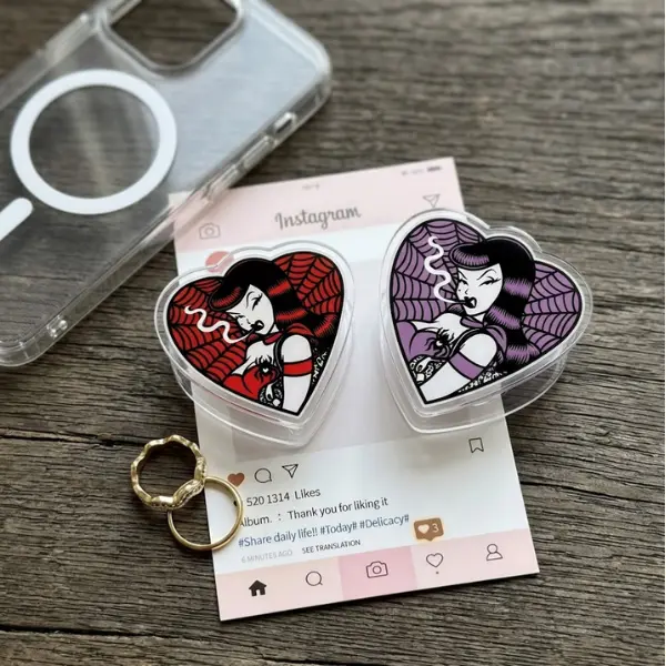 Retro Pin-Up Girl in Spiderweb MagSafe Heart Phone Grip, Gothic Vintage Smoking Lady Griptok, Alternative Aesthetic Phone Stand