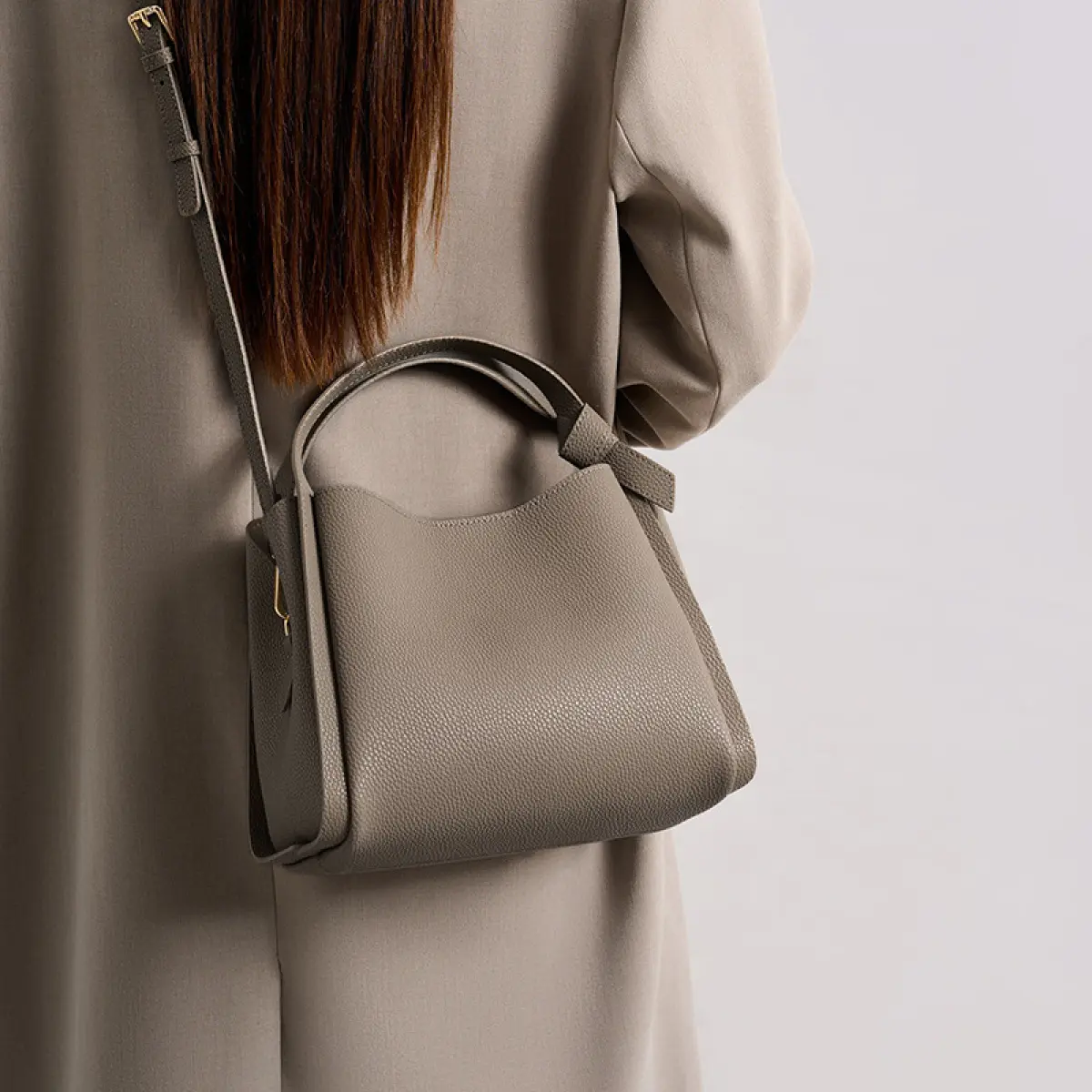 Women's Gray Pebbled PU Leather Bucket Handbag - 2026 Spring Summer Large-Capacity Contemporary Dual-Handled Carry-All, Detachable Top Handle & Crossbody Strap, Ideal for Office Commute, Daily Use, Dual-Handled Women's Handbags, Carry-All Women's Handbags