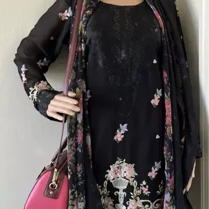 indian pakistani salwar readymade kameez Beautifully Embroidered In Black Color.