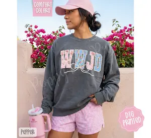 Faux Pearl WWJD Comfort Colors Sweatshirt, Trendy Women's Religious Crewneck