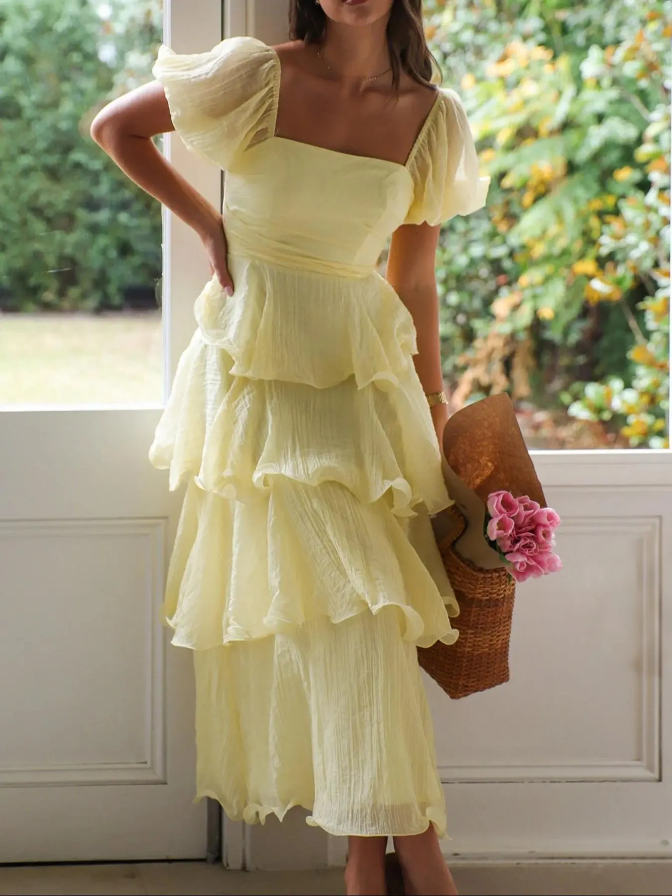 Elegant French Style Square Neck Bubble Sleeve Backless Layered Midi Dress, Casual Fitted Plain Design, Perfect for Vacation Wear - TikTok Shop Elegant French Style Square Neck Bubble Sleeve Backless Layered Midi Dress, Casual Fitted Plain Design, Perfect for Vacation Wear - TikTok Shop