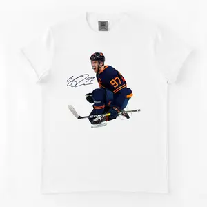 Comfort Colors Connor McDavid 97 Edmonton Oilers Signed Style T-Shirt, ICE Hockey Player Graphic Tee, Big Face Celebrity Tee, Menswear Top Unisex