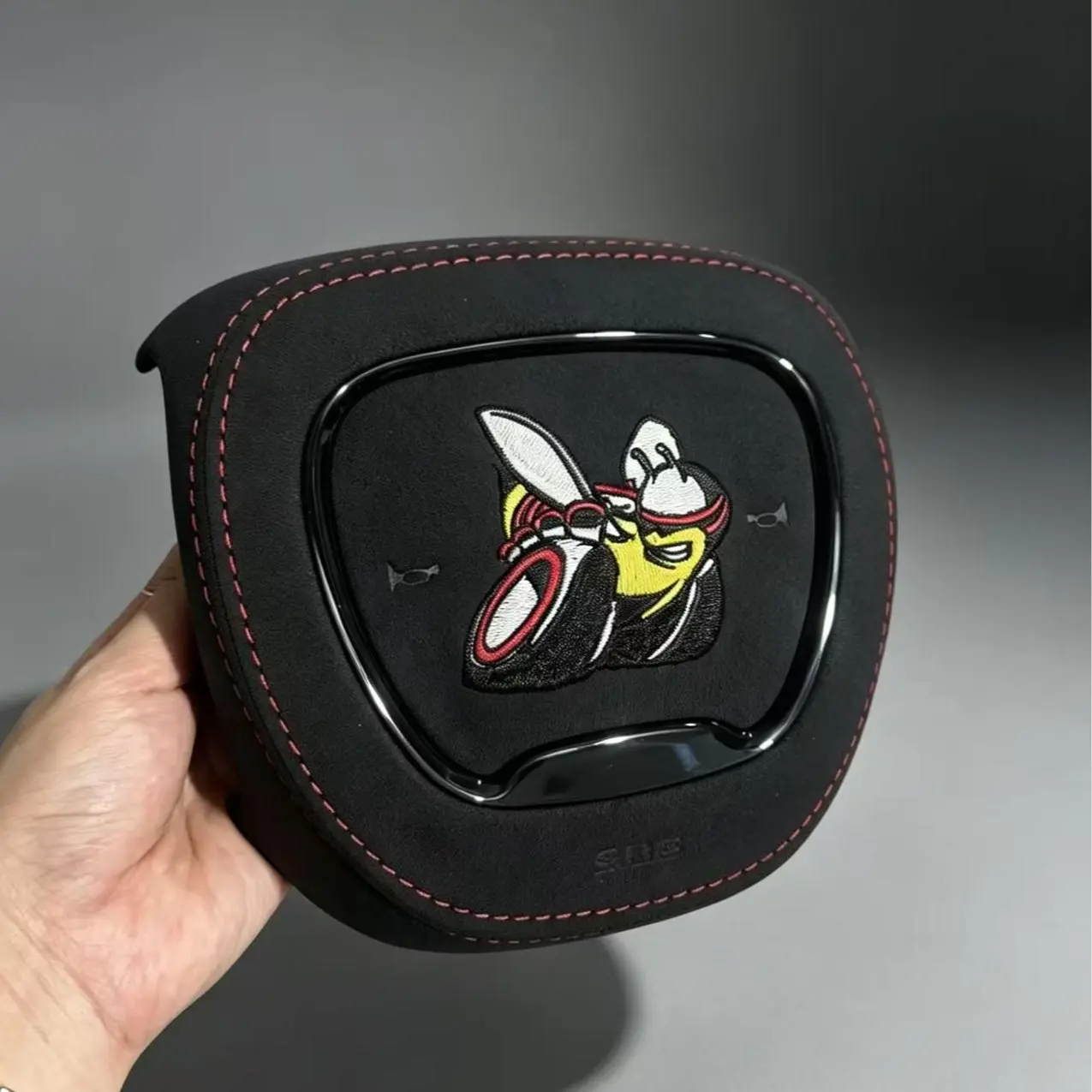 Scat pack(Alcantara red stitching)
