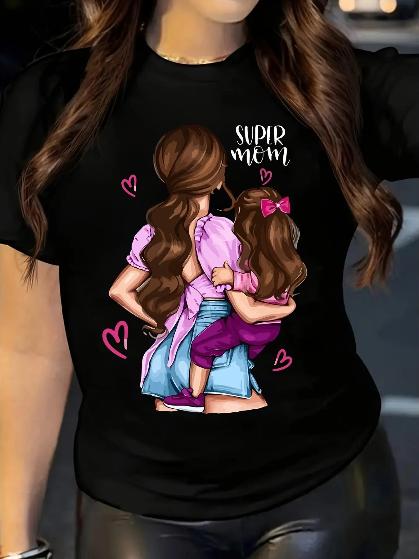 Women's Super Mom T-Shirt, Oversized Solid Shortsleeve Tee for Moms, Lightweight Mother's Day Gift, Pairs with Loungewear & Denim, Fit, Tumble Dry, Super Mom Cursive Text