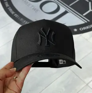 Black New Era NY Yankees MLB Adjustable Baseball Cap - Embroidered Curved Brim 9FORTY/9FIFTY Baseball Fitted Cap With Gold Rose, Unisex Streetwear Trending 2026 Adjustable, Streetwear Fashion Trend, yankees fitted hat, waterproof accessories, attribute